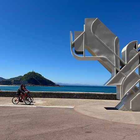Sagues Beach Apartment ซานเซบาสเตียน ภายนอก รูปภาพ